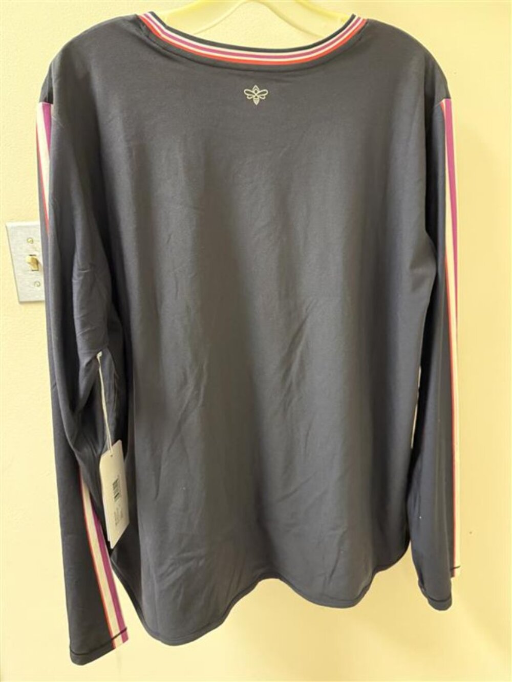 Johnny Was Active Long Sleeve Top - XL - NWT - Navy Athleisure - Picture 5 of 7